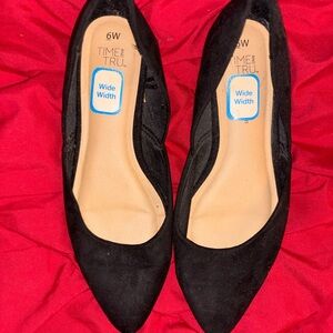 Time and Tru Women's Classic Black Loafers